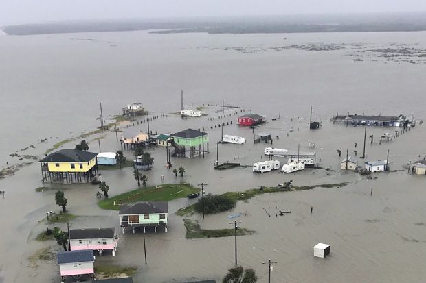Datei:Hurricane Harvey floods.jpg