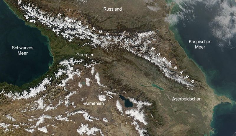 Datei:Caucasus snow sm.jpg