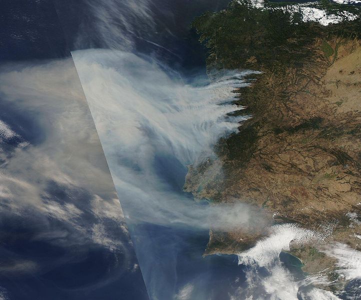 Datei:Wildfire Portugal Spt 2024.jpg